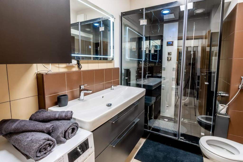 Apartman Strieborna V Centre Mesta Banská Bystrica Esterno foto